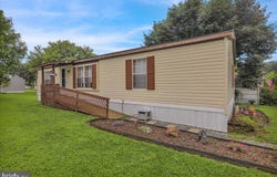 703 1ST STREET EXTENSION, HAMBURG, PA 19526