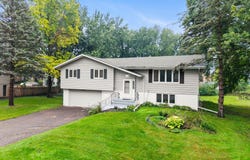5705 Phoenix Street, Golden Valley, MN 55422