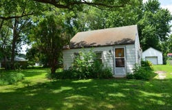 824 Evans Road, Evansdale, IA 50707