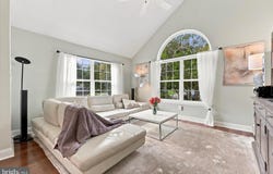 152 CANTERBURY Lane, BLUE BELL, PA 19422