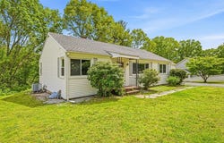 146 Acton Road, Chelmsford, MA 01824