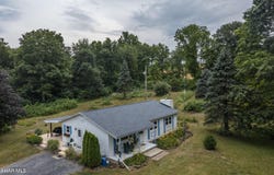 104 Sweet Gum Lane, Williamsburg, PA 16693