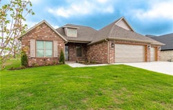 1246 Carrara  ST, Tontitown, AR 72762