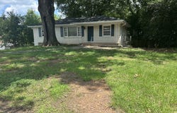 3129 SE Nursery, Smyrna, GA 30082
