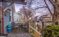 200 CHESAPEAKE Avenue, ANNAPOLIS, MD 21403