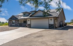 29578 Diane Way, Madera, CA 93638