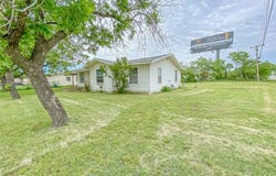 1309 N Ross Drive, Baird, TX 79504