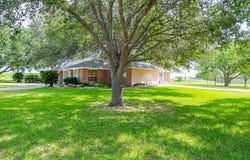 10416 Seventh St, Pettus, TX 78146