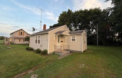 441 E Main Street, Bradford, OH 45308