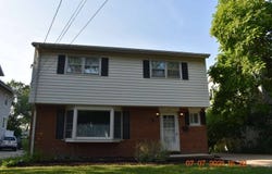 58 E Division St, Villa Park, IL 60181
