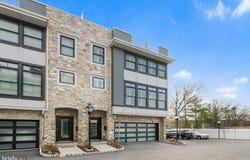 7 SAMANTHA WAY, DEVON, PA 19333