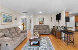 5 Leighas Lane, Coventry, RI 02816