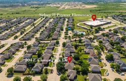 304 E Clover Park Drive, Fort Worth, TX 76140