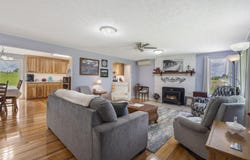 2616 Schupbach Road, Clever, MO 65631