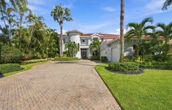5123 Isabella Dr, Palm Beach Gardens, FL 33418