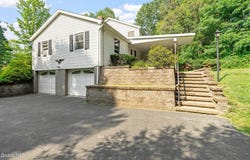 167 Wood Dale Drive, Clifton Park, NY 12019