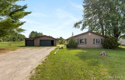 3230 Johnson Avenue, Newaygo, MI 49337
