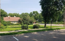88 1st Street, Excelsior, MN 55331