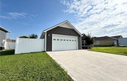 1700 W 6th Street Terrace, Knob Noster, MO 65336
