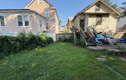 23 Henches Pl, Little Ferry Boro, NJ 07643-2016
