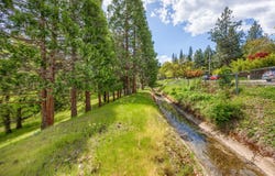 Terrace Street, Ashland, OR 97520