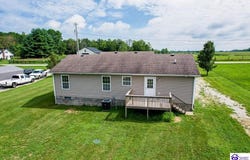 1193 B F Brown Road, Buffalo, KY 42716