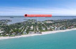 2006 Anglers Cove, Vero Beach, FL 32963