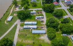 250 E 1st St, Calhoun, KY 42327