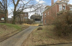 32 Weller St, Sheraden, PA 15204