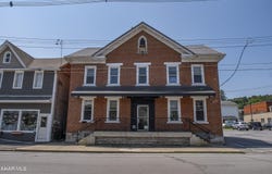 417 W 2nd Street, Williamsburg, PA 16693