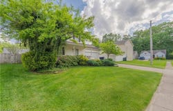 33995 Gloria Avenue, North Ridgeville, OH 44039