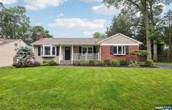 1 Seymour Street, Caldwell, NJ 07006