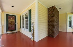 2216 Hoskins Road, Burlington, NC 27215