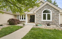 15114 Lions Passage, Leo, IN 46765