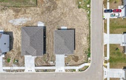 21800 Lucca Lane, Peculiar, MO 64078