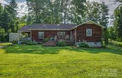 47 Granny Apple Road, Hendersonville, NC 28792