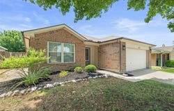 8828 Chisholm Trail, Cross Roads, TX 76227