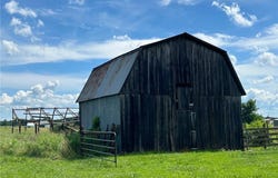 17605 Bittersweet  RD, Gravette, AR 72736