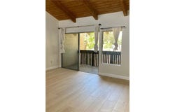 18350 Hatteras, Tarzana, CA 91356