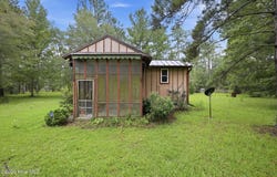 301 Seawell Farm Road, Bayboro, NC 28515