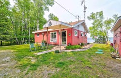 610N West Gulliver Lake, Gulliver, MI 49840