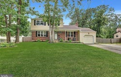 244 BRIARWOOD ROAD, WEST BERLIN, NJ 08091