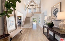 1075 Wallace Rdg, Beverly Hills, CA 90210