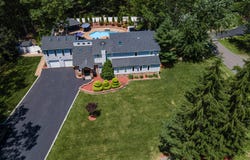 1555 Longleaf Drive, Effort, PA 18330