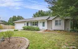 995 Kingtree Court SW, Byron Center, MI 49315