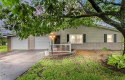 204 Meadow Lane, Maysville, MO 64469