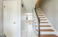 12 PLEASANT VIEW DRIVE, BURLINGTON, NJ 08016