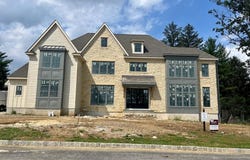 8 LOCKWOOD LANE, VILLANOVA, PA 19085