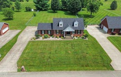 1124 Foxfire Rd, Bardstown, KY 40004