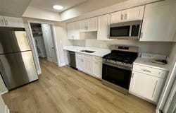 9586 Fernwood Drive, Olmsted Falls, OH 44138